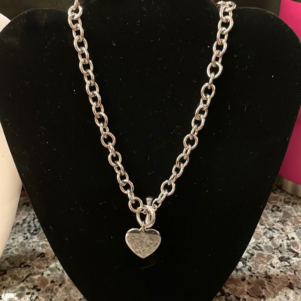 Lia Sophia Heart toggle 19’’, new without tags